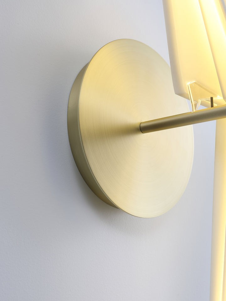 Bird Branch Adjustable LED Wall Lamp