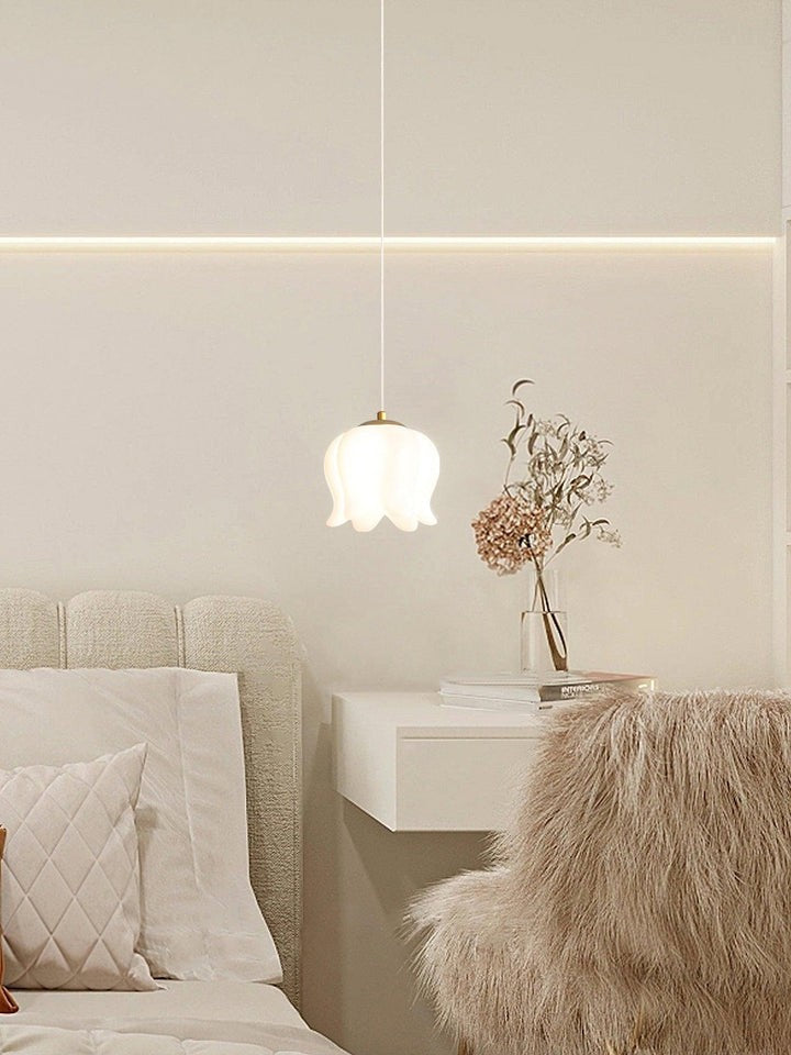 Floral Petal LED Pendant Light – Modern Scandinavian Ceiling Fixture