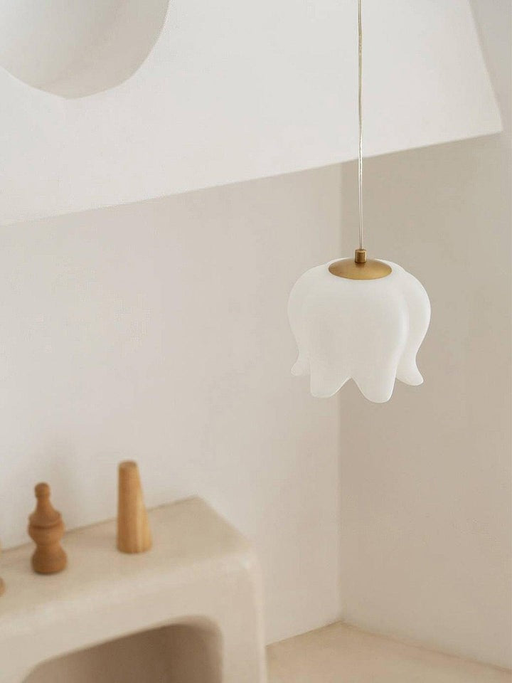 Floral Petal LED Pendant Light – Modern Scandinavian Ceiling Fixture