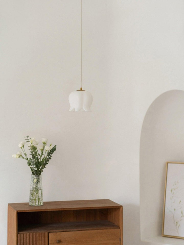 Floral Petal LED Pendant Light – Modern Scandinavian Ceiling Fixture