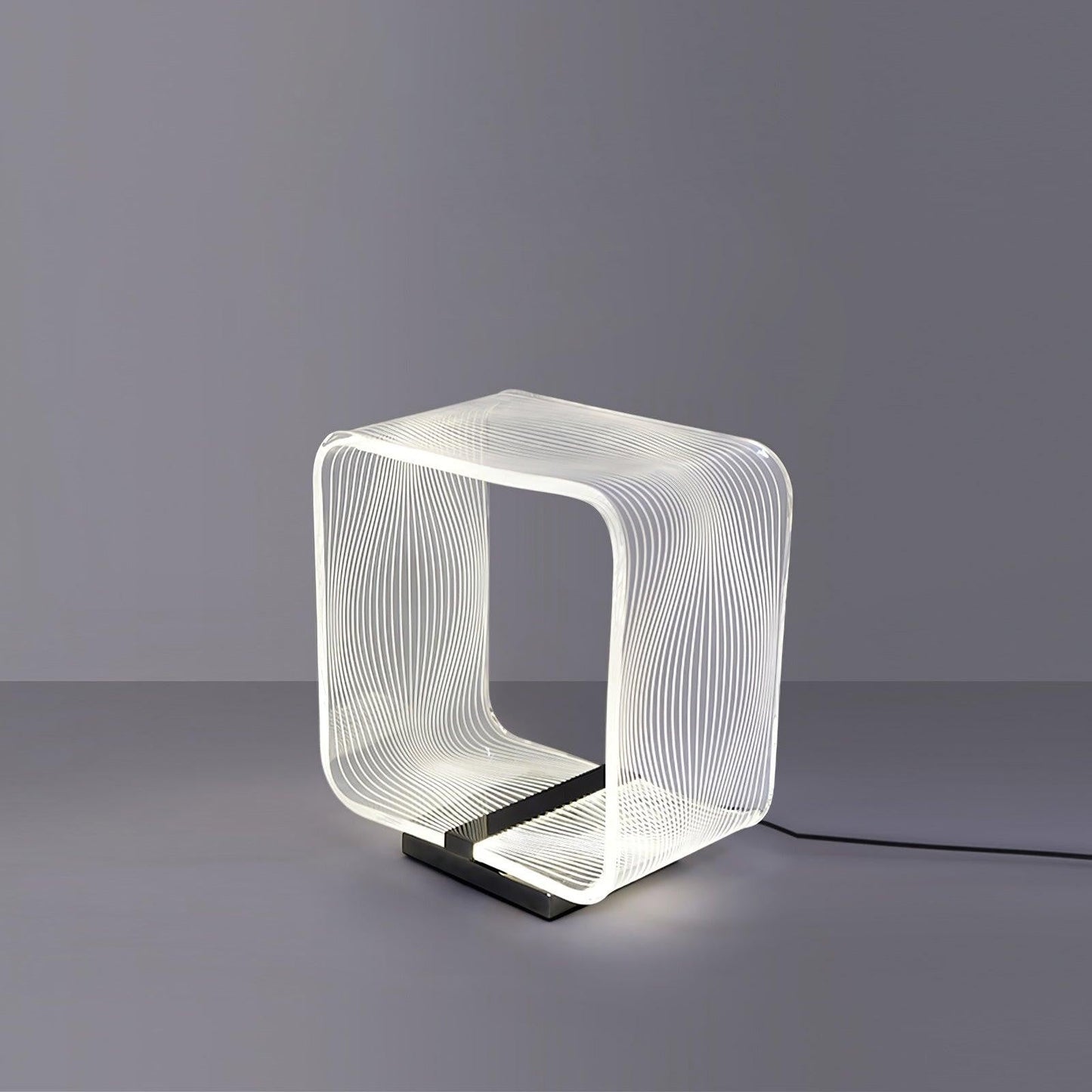 Geometric Wire Cube LED Table Lamp