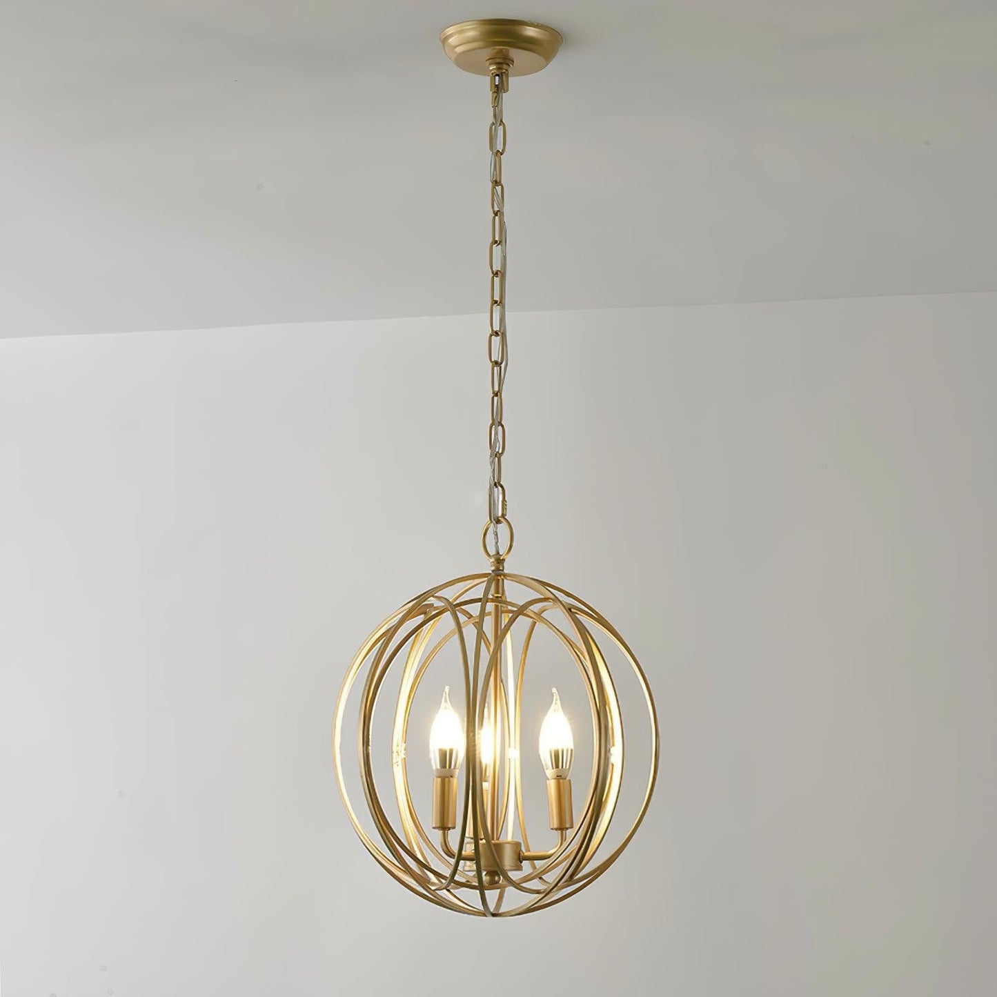 Gold Interlocking Circle Pendant Light