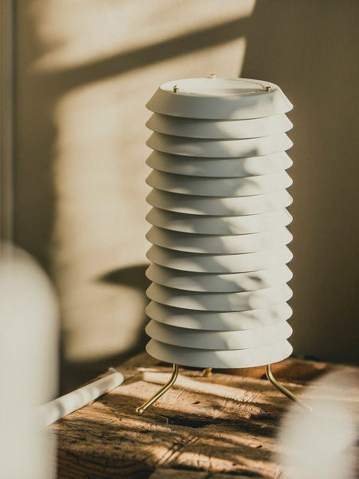 Modern Stacked Disk Tower Table Lamp