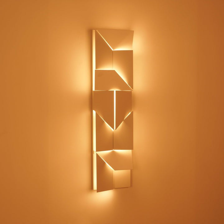 Rechargeable LED Aluminum Wall Sconce in Matte White