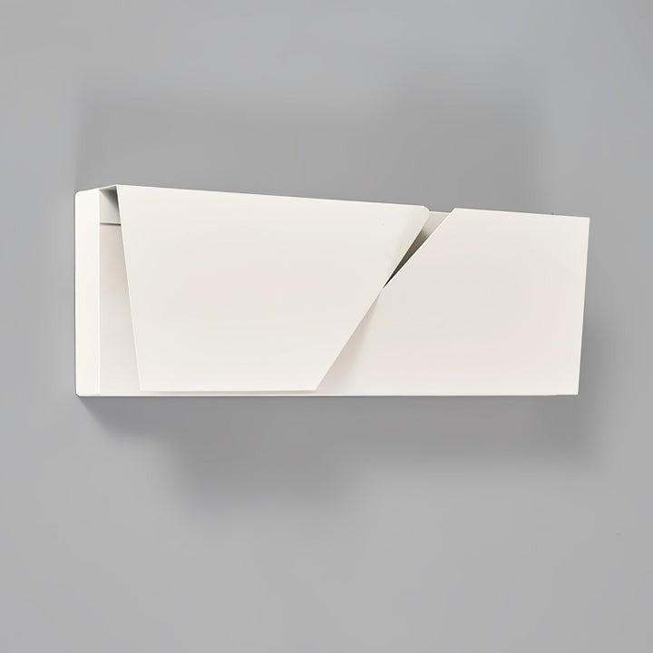 Rechargeable LED Aluminum Wall Sconce in Matte White
