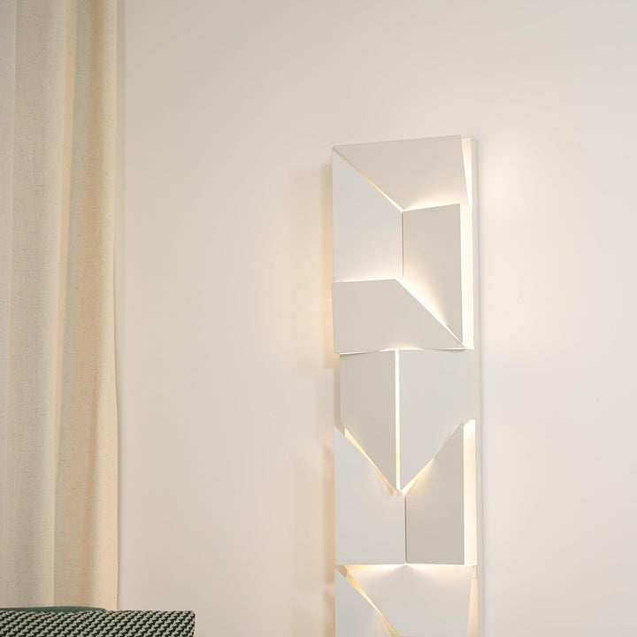 Rechargeable LED Aluminum Wall Sconce in Matte White
