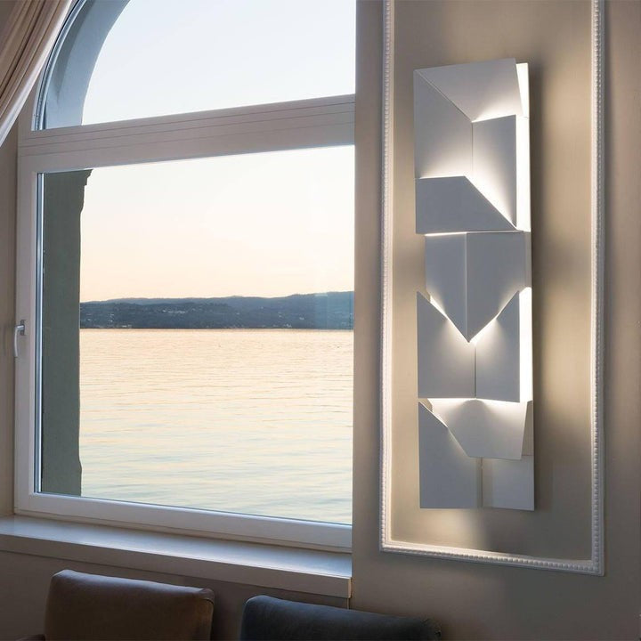 Rechargeable LED Aluminum Wall Sconce in Matte White