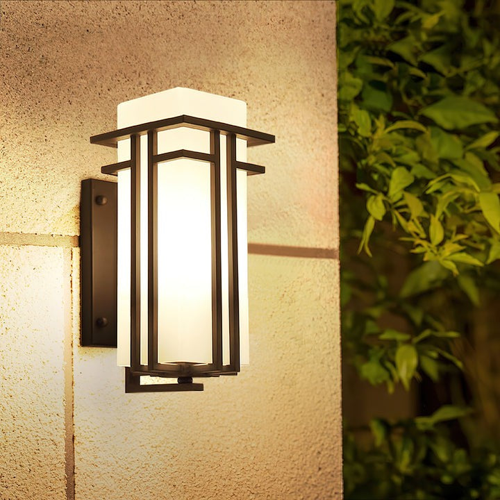 Retro Iron Outdoor Wall Sconce – Rustproof IP65 Wall Light