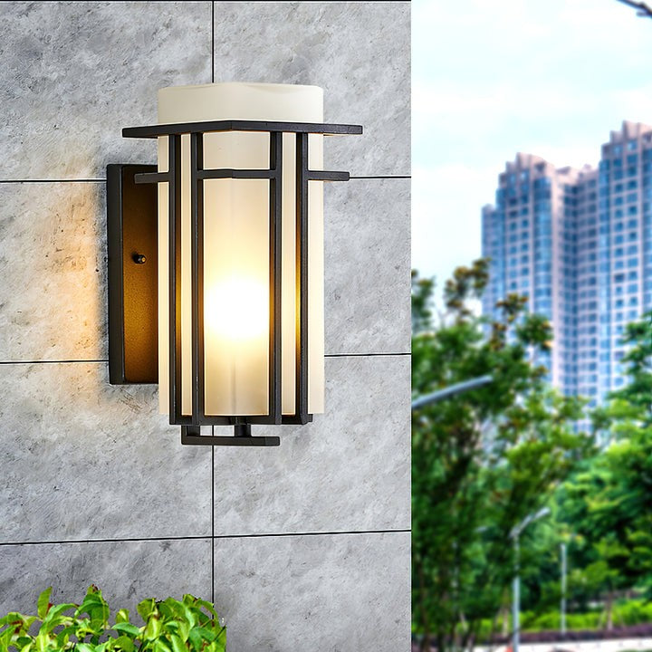 Retro Iron Outdoor Wall Sconce – Rustproof IP65 Wall Light