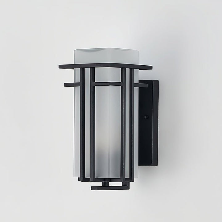 Retro Iron Outdoor Wall Sconce – Rustproof IP65 Wall Light