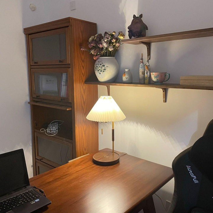 Retro Mahogany Table Lamp with Brass Accent