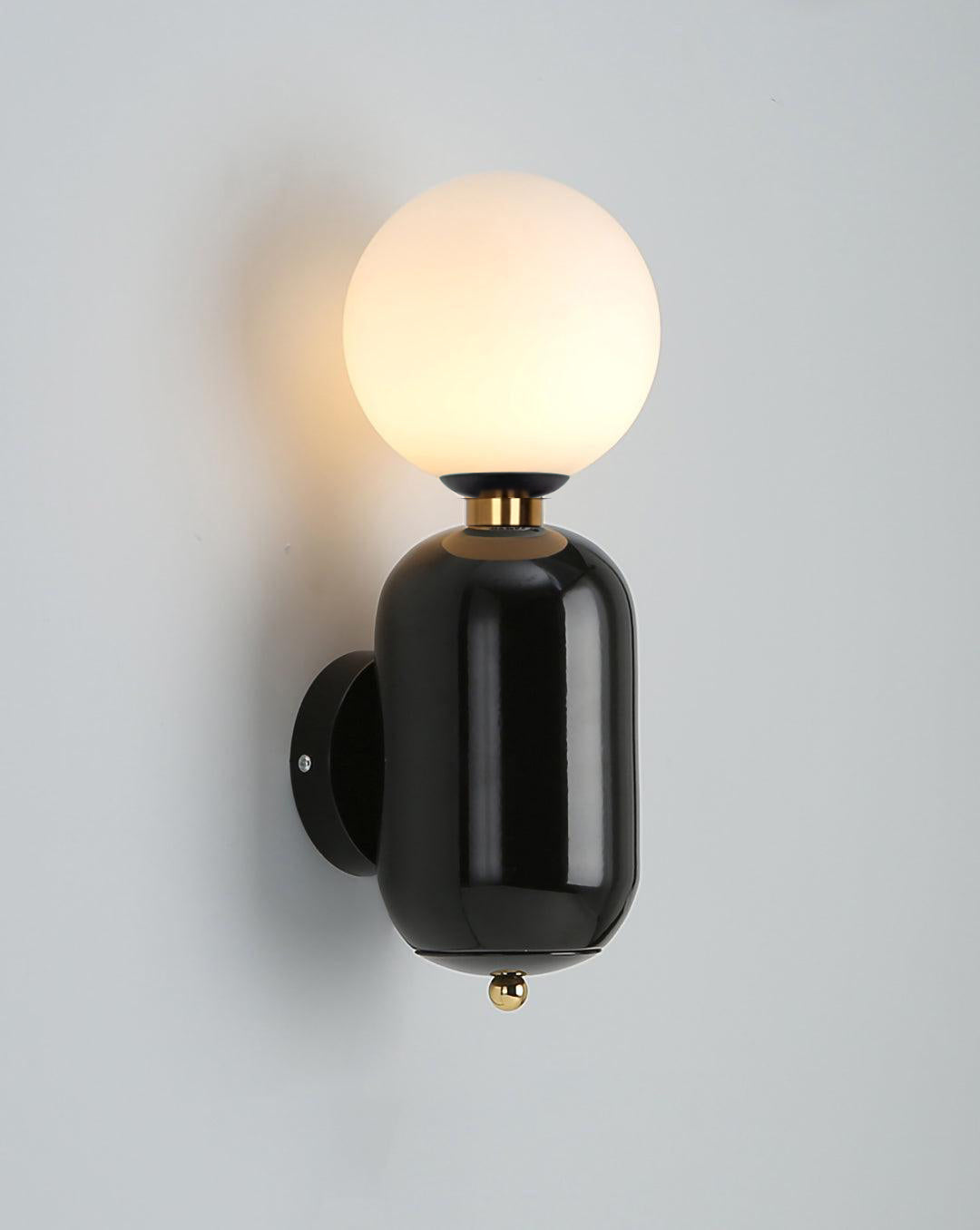 Kade Wall Light