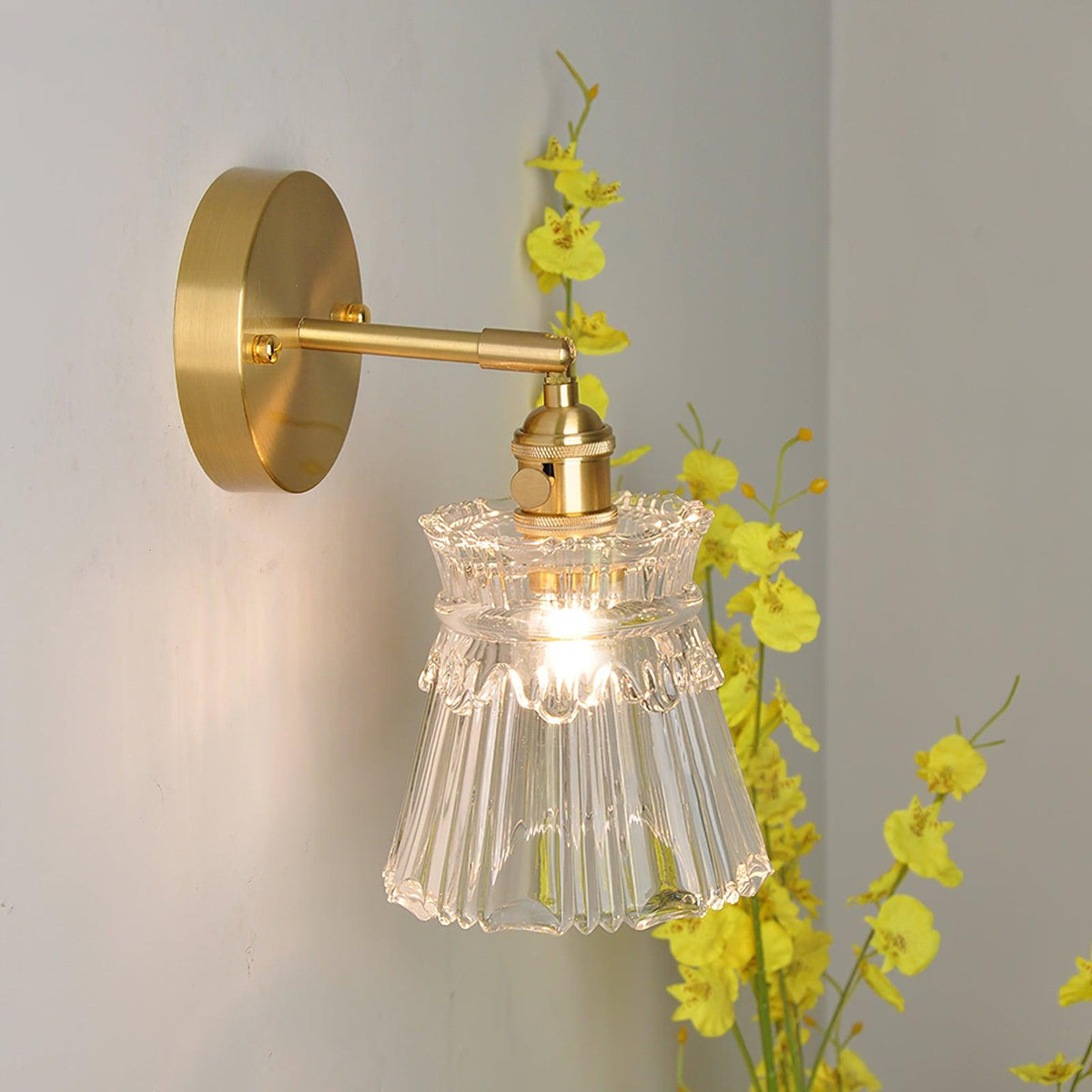 Chaika Wall Lamp