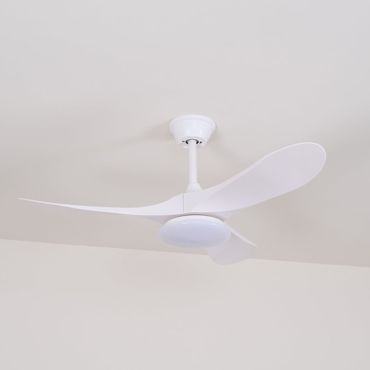 Maverick 42"/52" Ceiling Fan Light