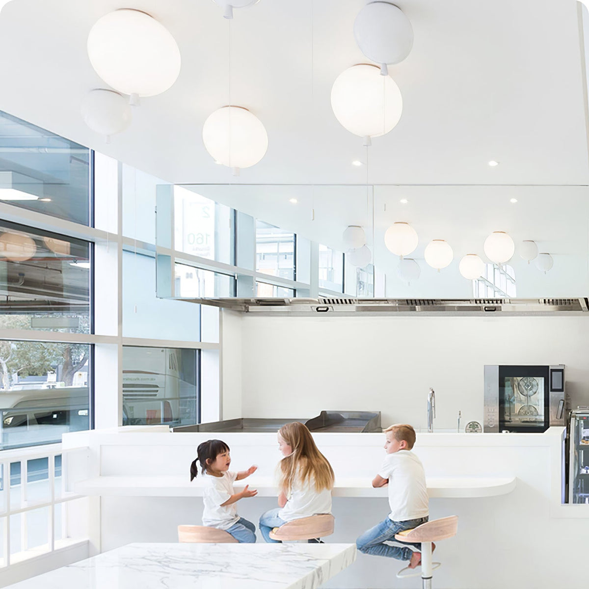 Balloon Dream Pendant Light