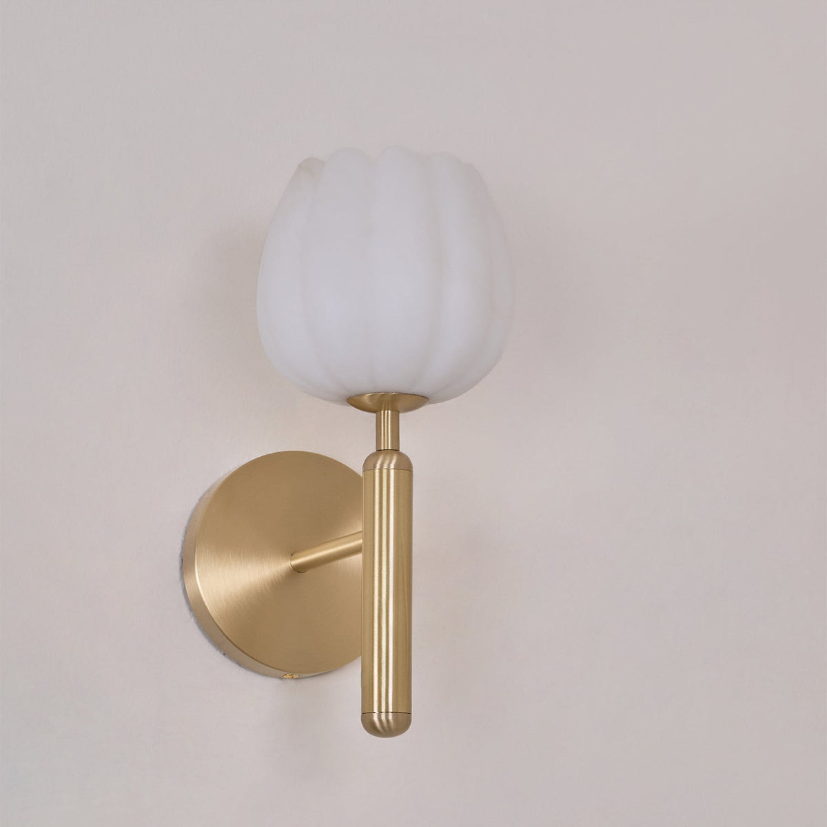 Mian Wall Lamp