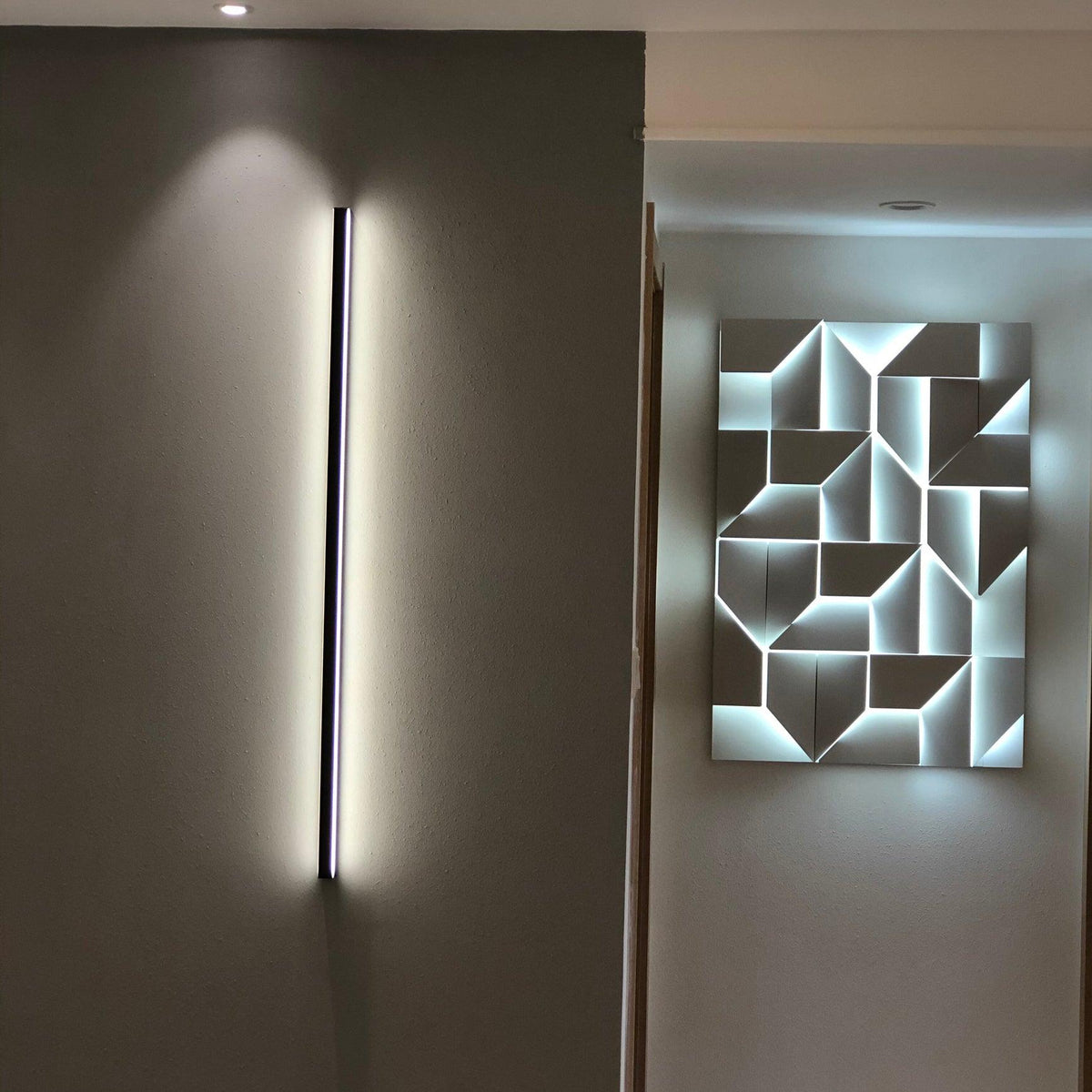 Shadows Grand Sconce
