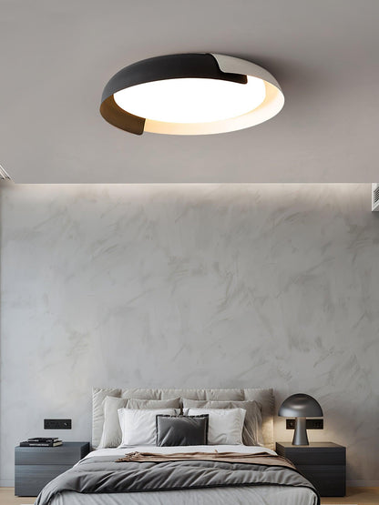 Vikaey Ceiling Light