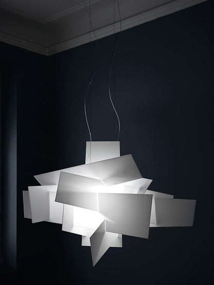 Dynamic Geometric Web Pendant Light