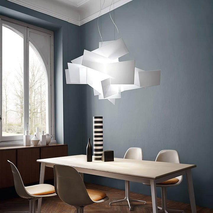 Dynamic Geometric Web Pendant Light