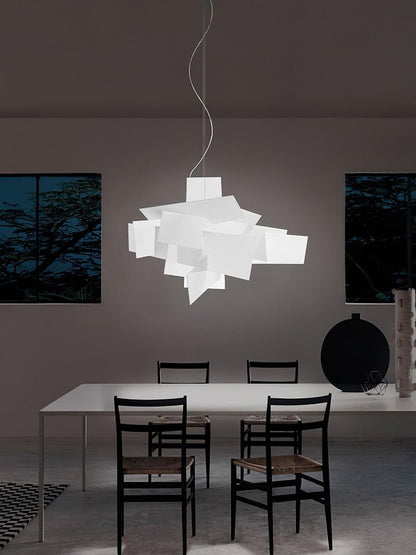 Dynamic Geometric Web Pendant Light