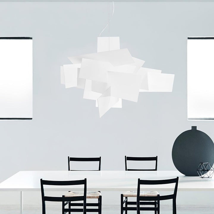 Dynamic Geometric Web Pendant Light