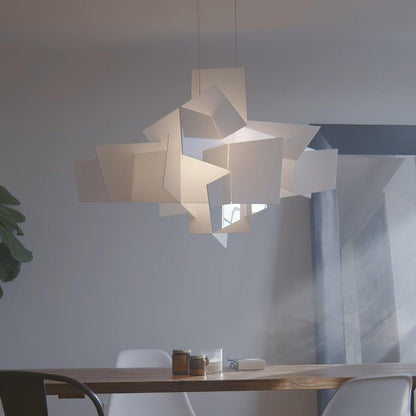 Dynamic Geometric Web Pendant Light