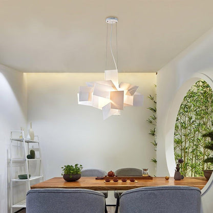 Dynamic Geometric Web Pendant Light