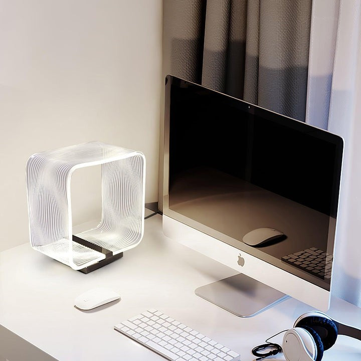 Geometric Wire Cube LED Table Lamp