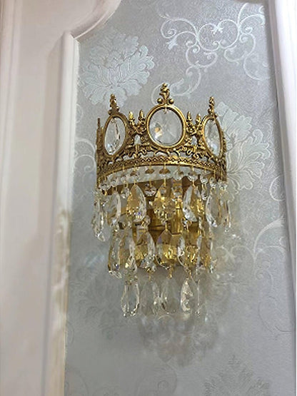 Hand-Cut Crystal Droplet Wall Sconce in Brass Finish
