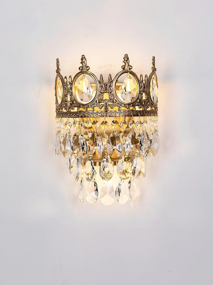 Hand-Cut Crystal Droplet Wall Sconce in Brass Finish