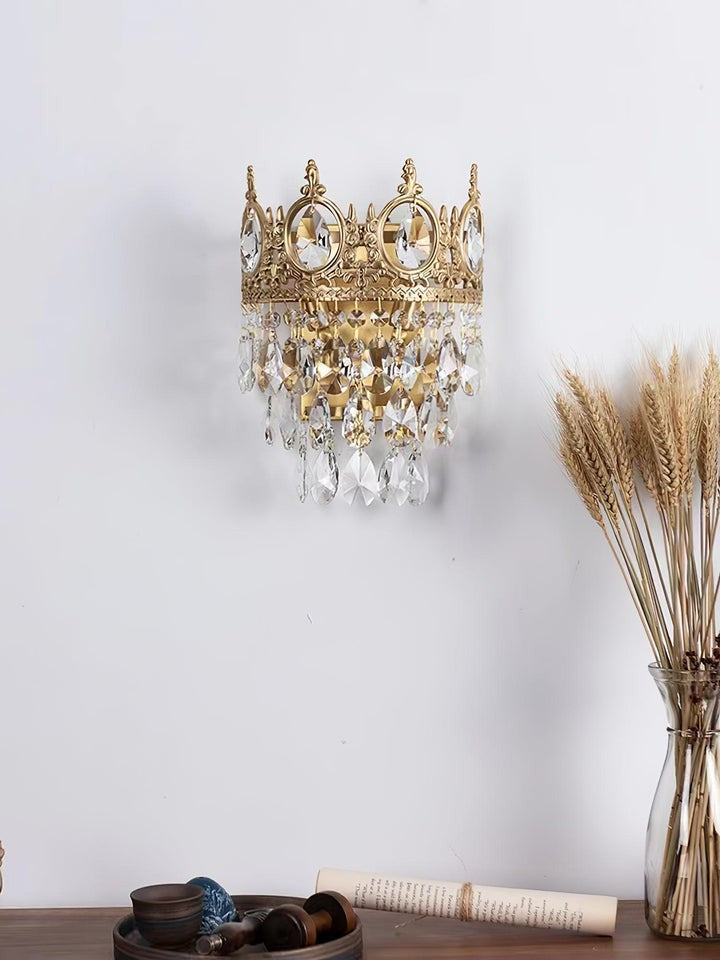 Hand-Cut Crystal Droplet Wall Sconce in Brass Finish