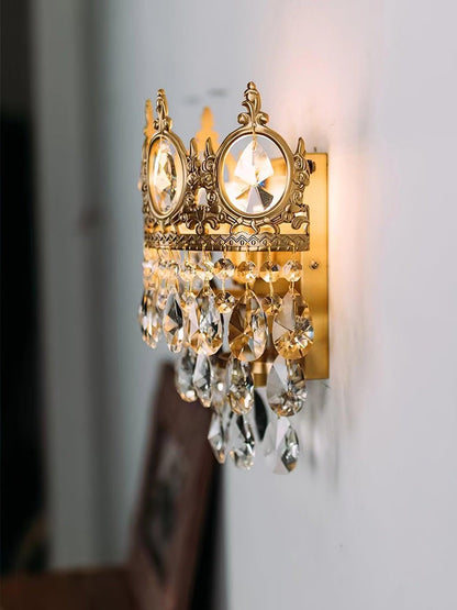 Hand-Cut Crystal Droplet Wall Sconce in Brass Finish