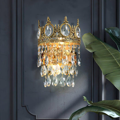 Hand-Cut Crystal Droplet Wall Sconce in Brass Finish