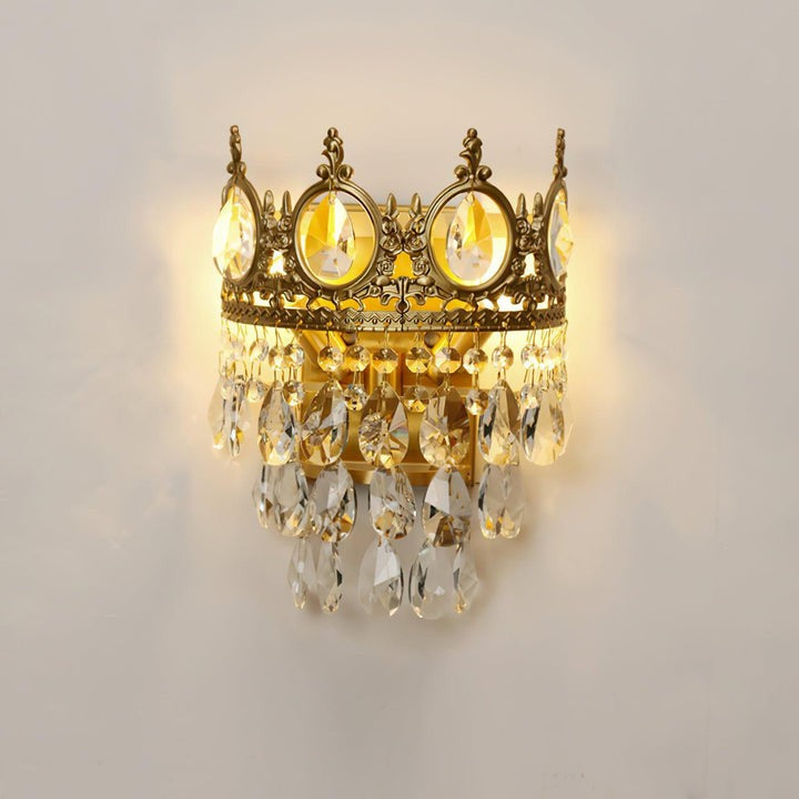 Hand-Cut Crystal Droplet Wall Sconce in Brass Finish