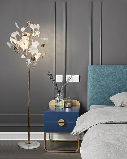Nature-Inspired Ginkgo Leaf Floor Lamp – Ambient Lighting