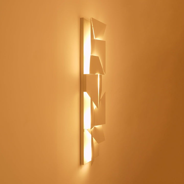 Rechargeable LED Aluminum Wall Sconce in Matte White