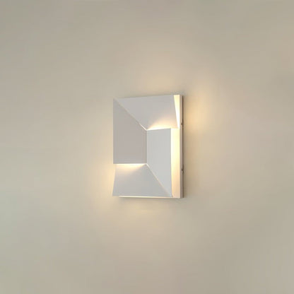 Rechargeable LED Aluminum Wall Sconce in Matte White