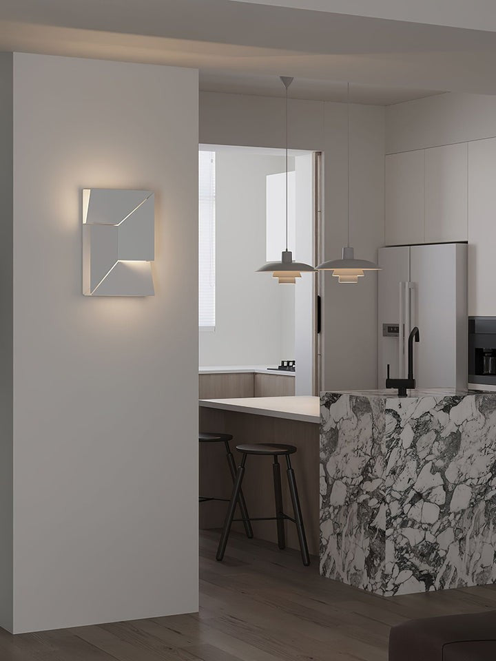 Rechargeable LED Aluminum Wall Sconce in Matte White