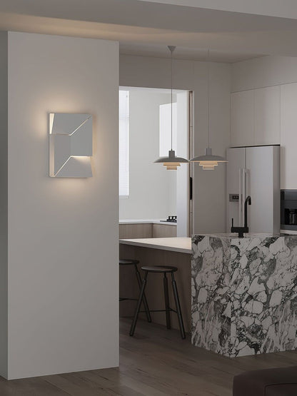 Rechargeable LED Aluminum Wall Sconce in Matte White