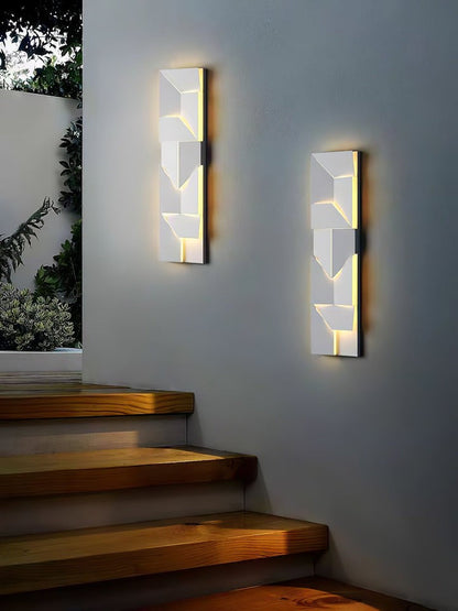 Rechargeable LED Aluminum Wall Sconce in Matte White