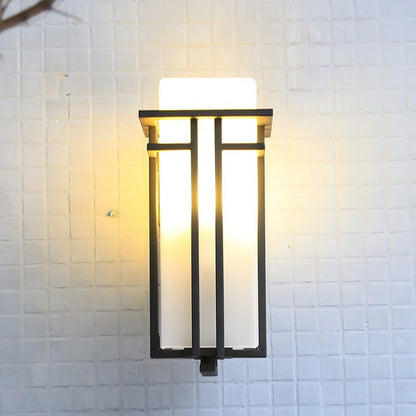 Retro Iron Outdoor Wall Sconce – Rustproof IP65 Wall Light