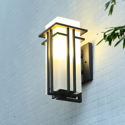 Retro Iron Outdoor Wall Sconce – Rustproof IP65 Wall Light