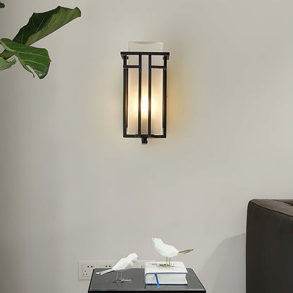 Retro Iron Outdoor Wall Sconce – Rustproof IP65 Wall Light