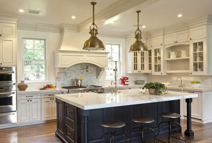 Rustic Country-Style Industrial Metal Pendant Light