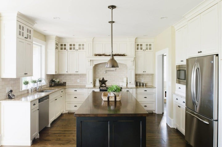 Rustic Country-Style Industrial Metal Pendant Light